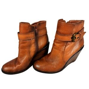Arturo Chiang Leather Buckle Wedge Ankle Boots Womens 8M Brown Cognac Patina
